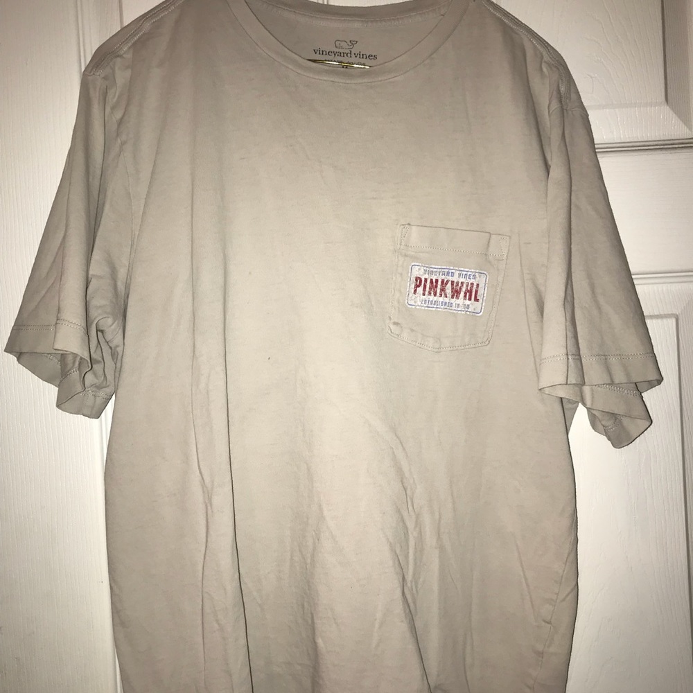 Vineyard vines tshirt